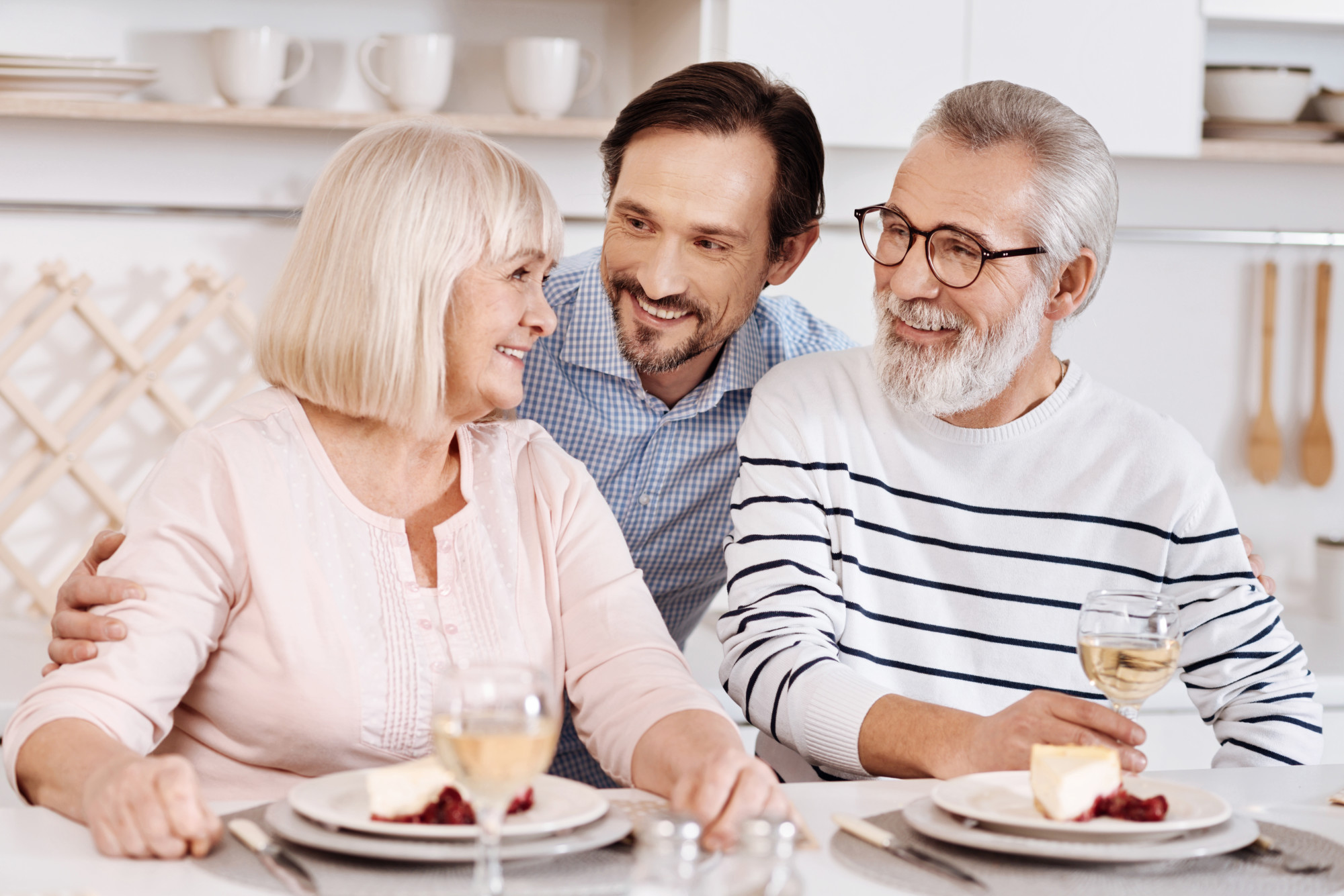 Caring for Elderly Parents: 11 Top Tips for Taking Care of Mom and Dad